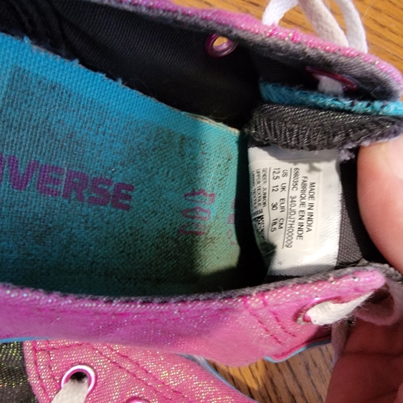 Converse Shoes - Picture 2 of 2